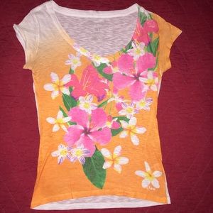 Aeropostale size small floral print t-shirt